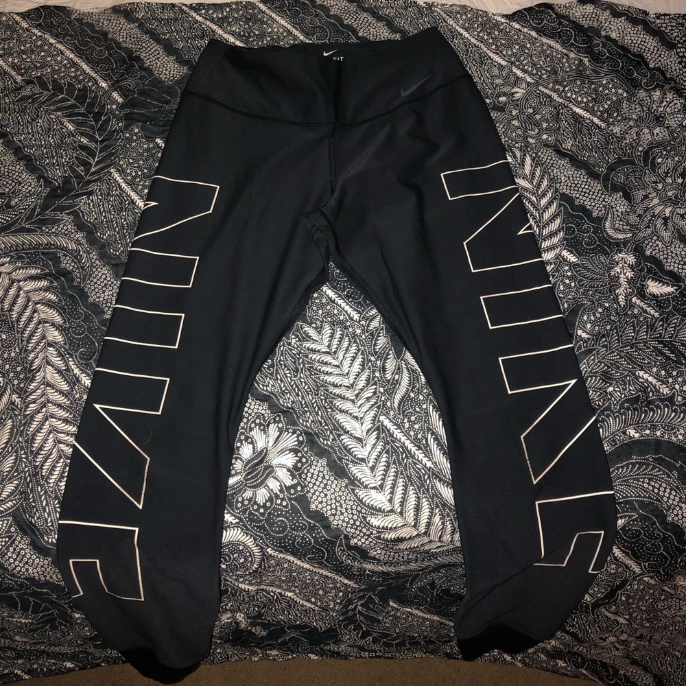 Nike One Legend Pant